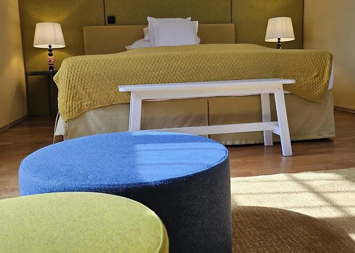 Yellow Flat By Grazrentals With Best Location & Free Parking